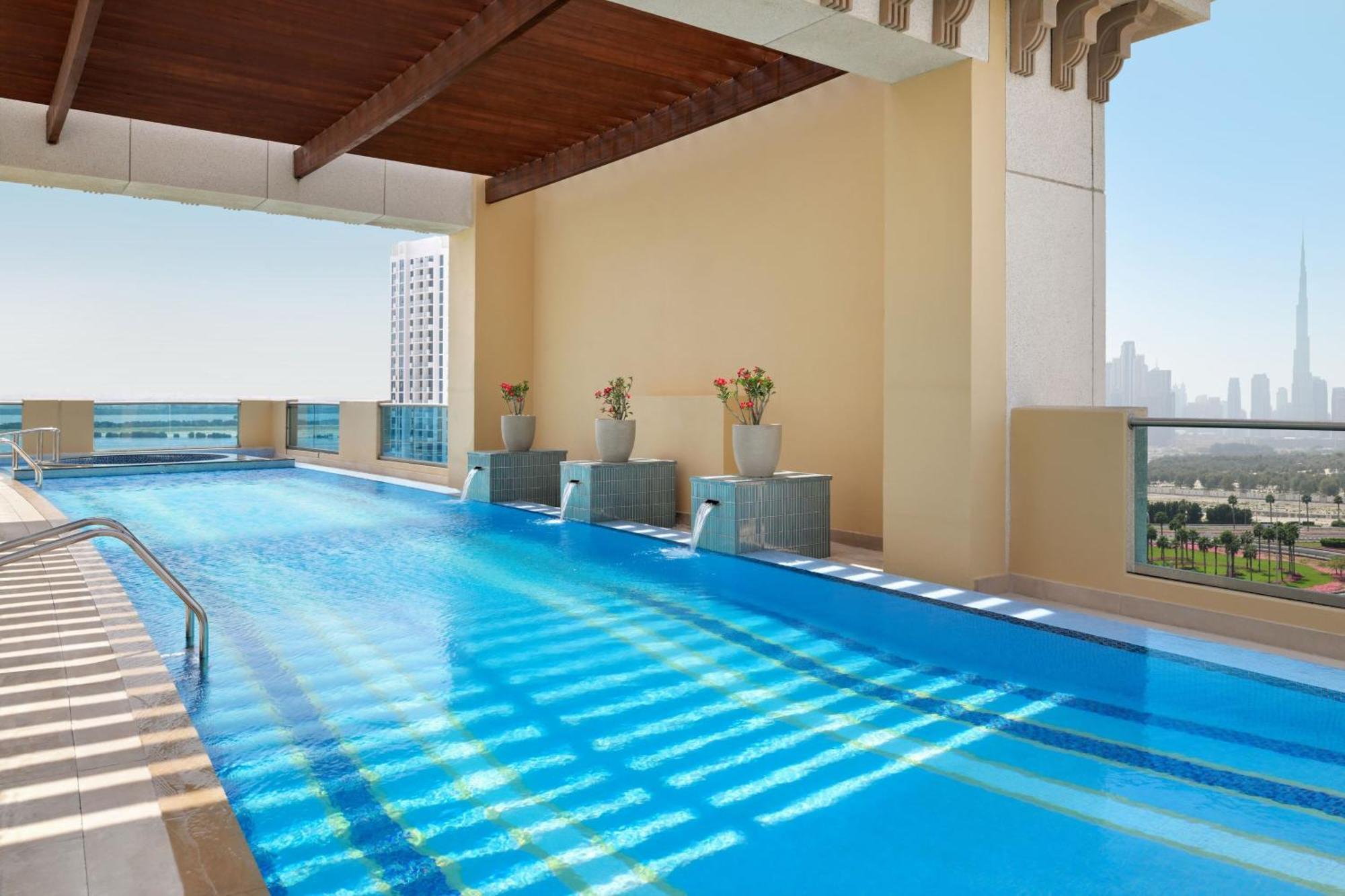 迪拜阿尔贾达法万豪酒店 外观 照片 Rooftop pool