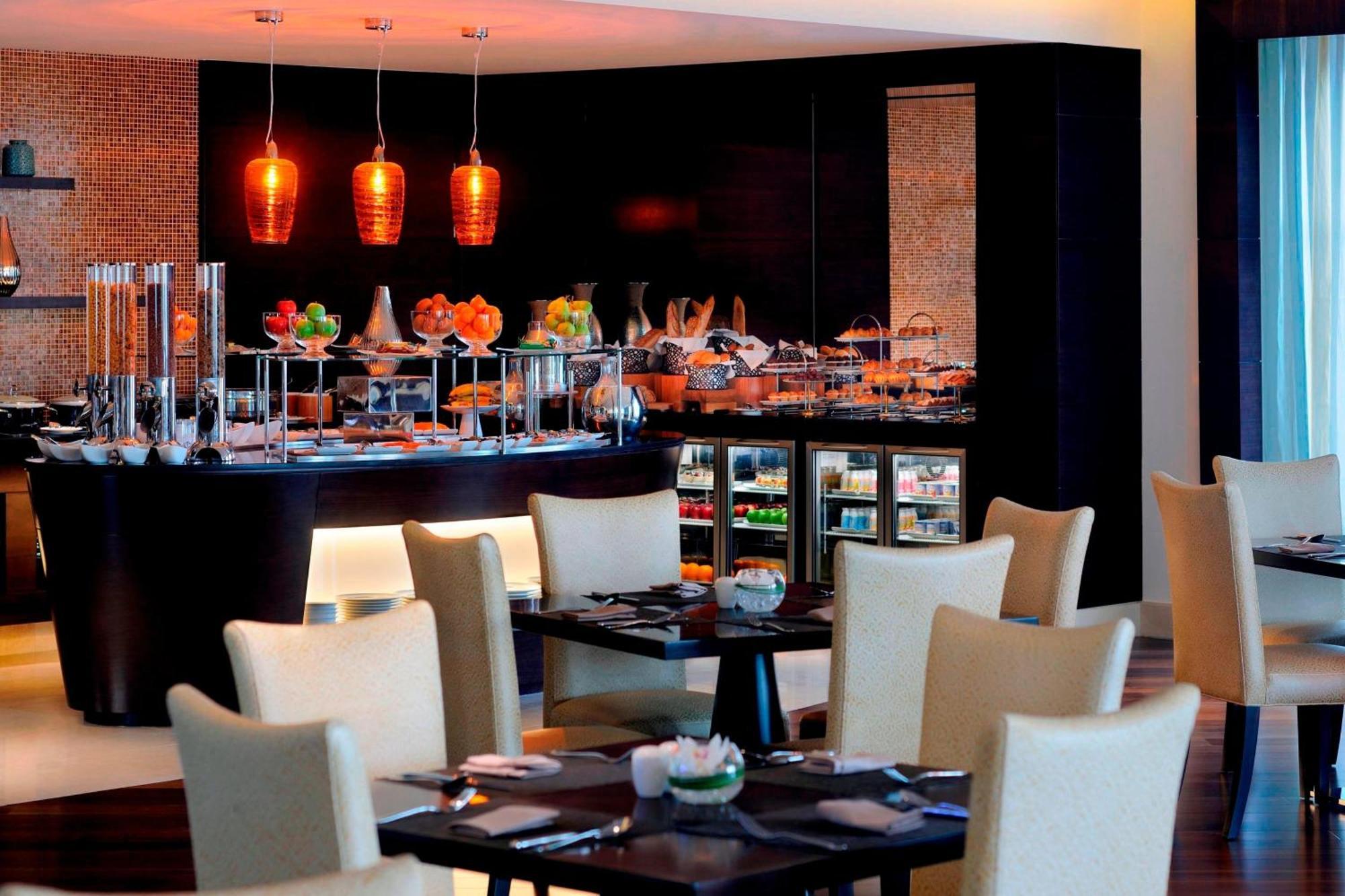 迪拜阿尔贾达法万豪酒店 外观 照片 The restaurant